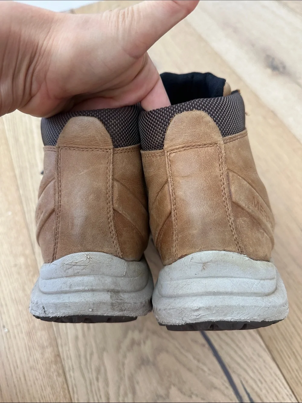 Merrell Tan Brown Leather Chukka Hiking Boots men’s 13